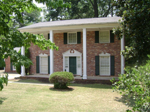 Burton Woods Homes for Sale in Auburn AL