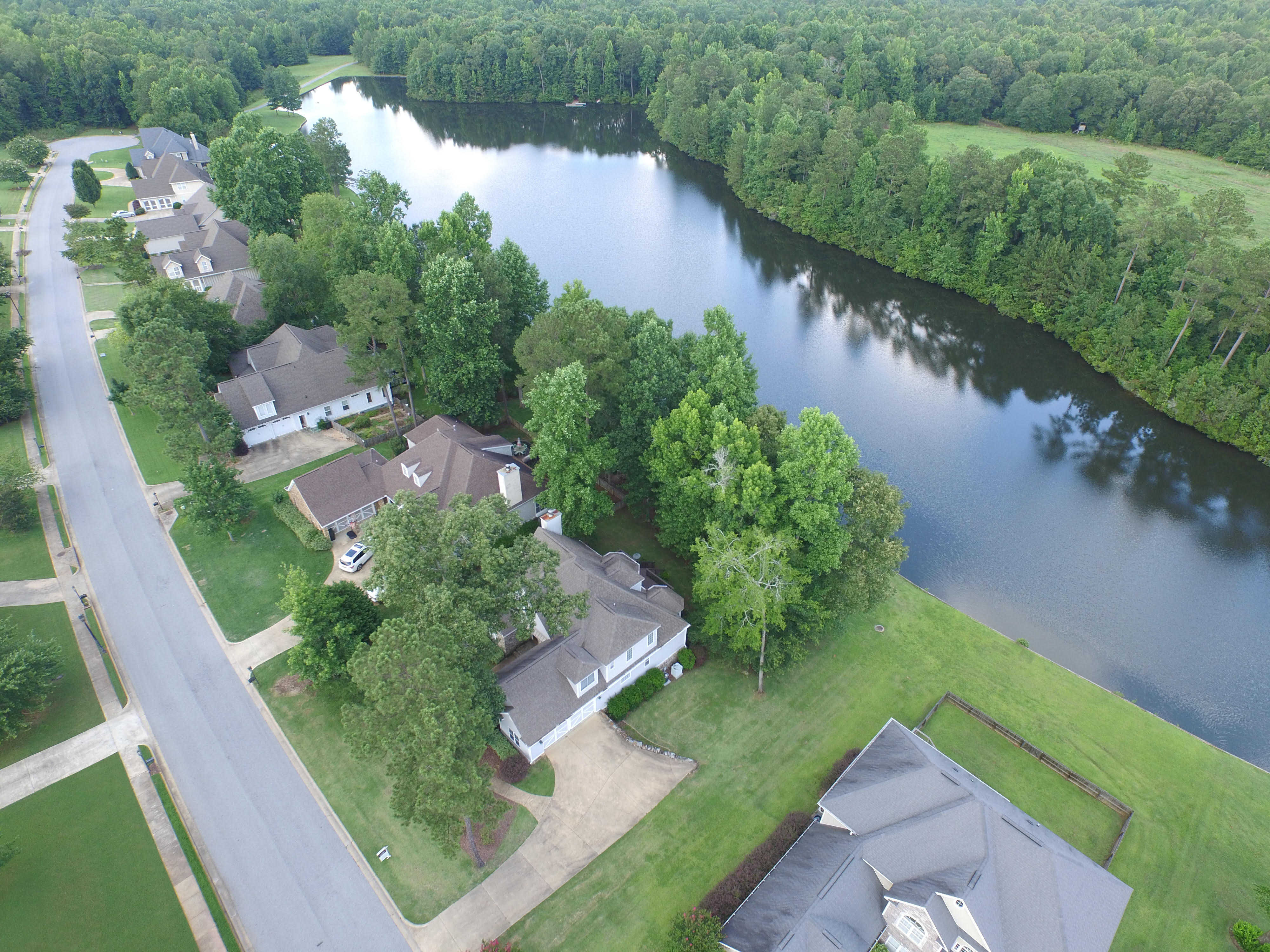 LakeView House for Sale REALTOR® Laura Sellers, Auburn, AL