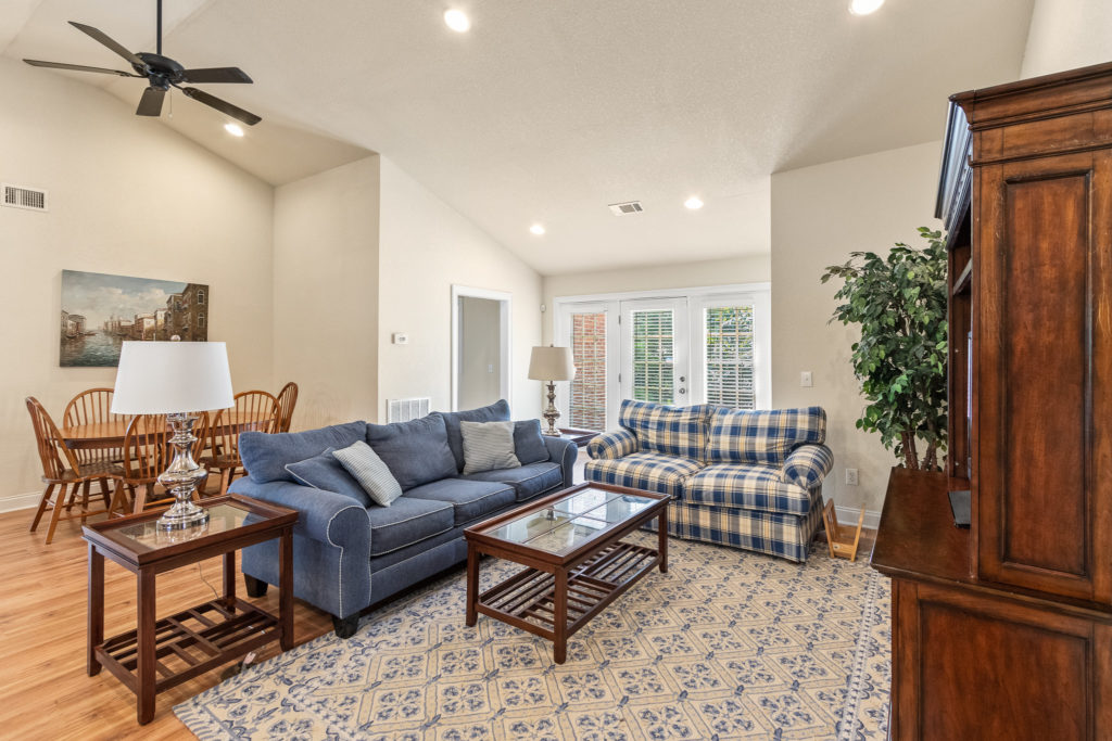 4 Bedroom Eagles Landing Condo for Sale 807 W Longleaf Dr 68, Auburn