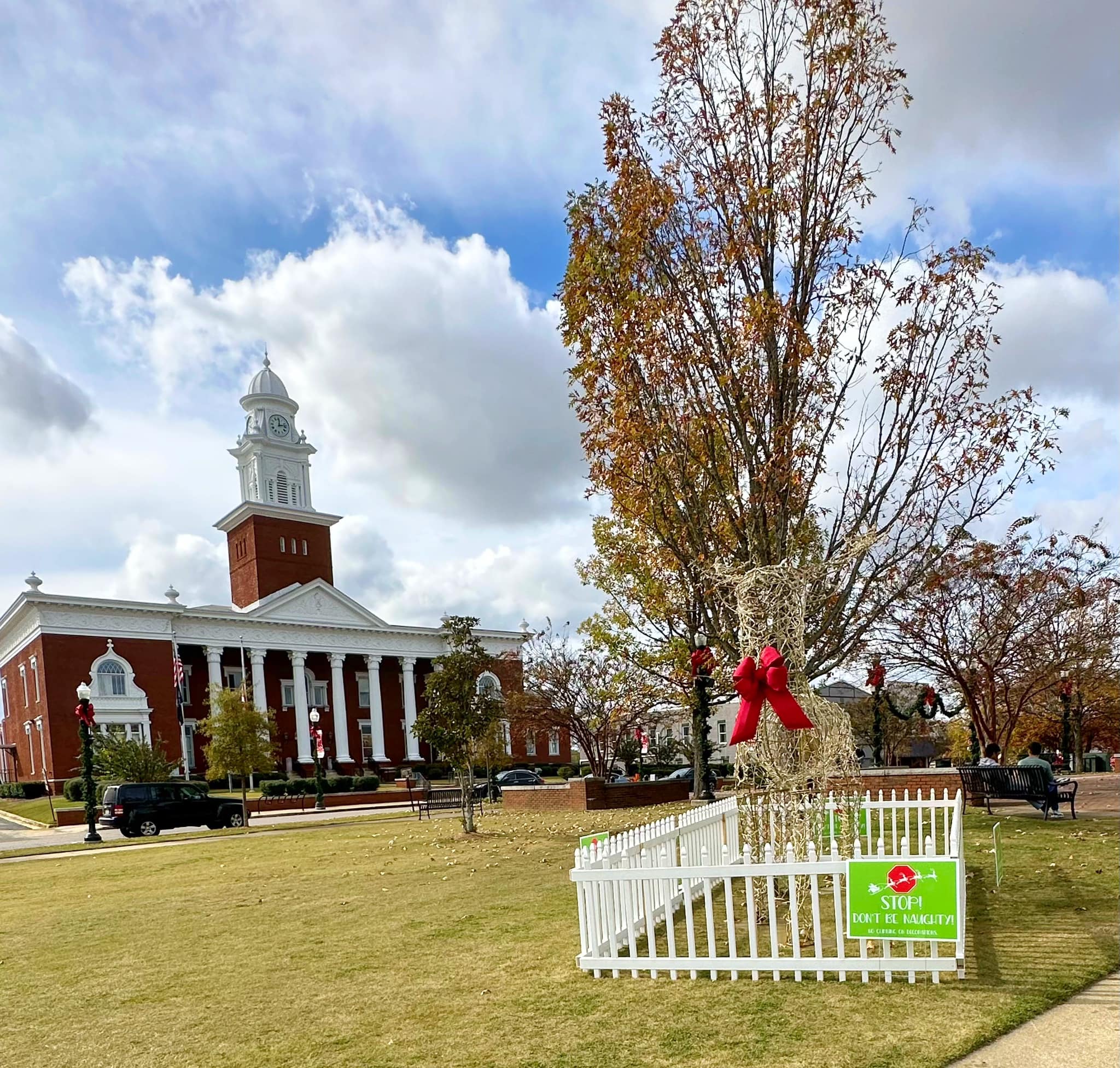 Dazzling array of Christmas events in Opelika, AL to make your holiday