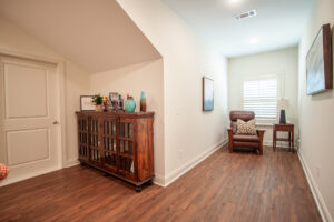Small flex space in Auburn home staged as a cozy nook or potential home office