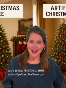 A Christmas tree decorated inside an Auburn, Alabama home.