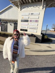 Midtown Shopping Center – Auburn Retail & Real Estate | REALTOR® Laura Sellers, Auburn, AL Midtown Shopping Center area in Auburn Alabama