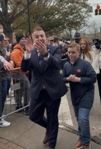 Auburn Welcomes Coach Alex Golesh – Tiger Walk Celebration
