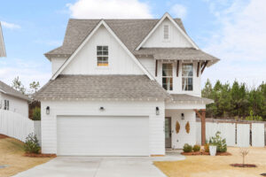 1227 Ruth Way Auburn AL – Owens Crossing Home for Sale Near Auburn University | REALTOR® Laura Sellers, Auburn, AL Front exterior of 1227 Ruth Way, Auburn, AL — modern 3-bedroom, 2.5-bath home in Owens Crossing near Auburn University.