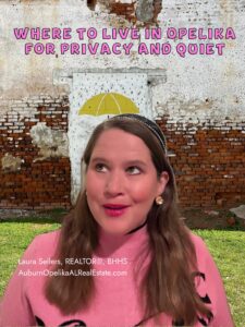 Quiet neighborhoods in Opelika Alabama with large lots and privacy