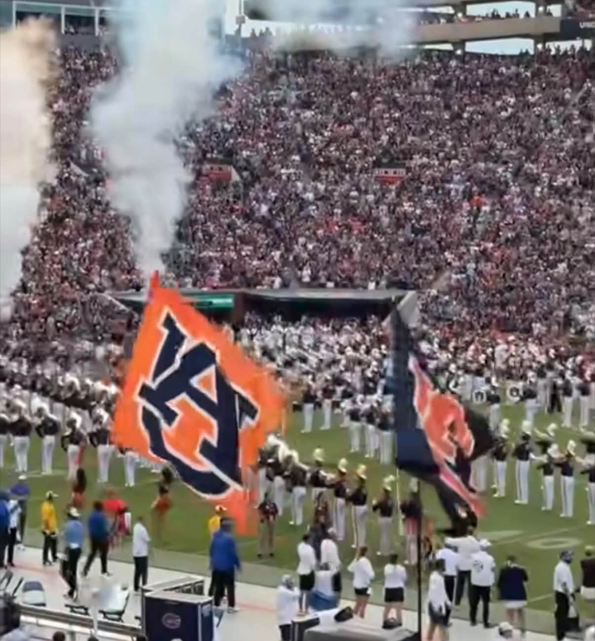 Auburn Football Game Day: Final Whistle or Beat Traffic? 4
